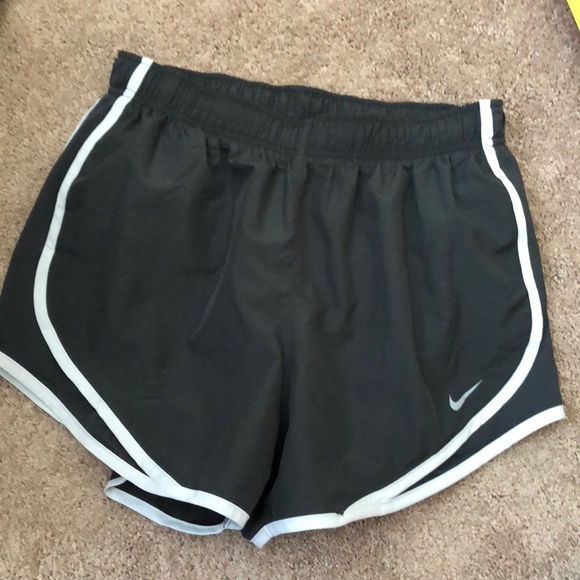 dark grey nike shorts womens